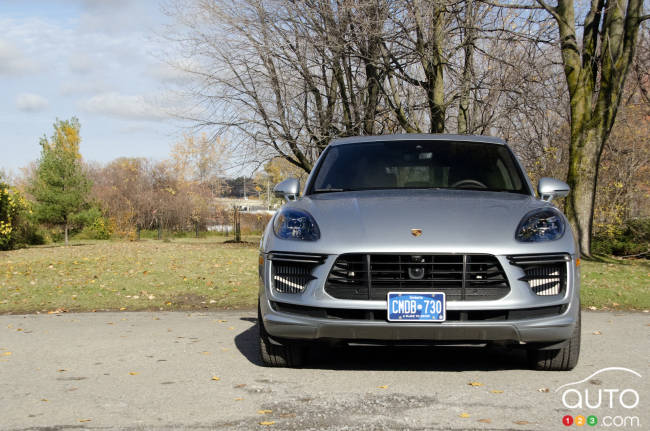 2020 Porsche Macan Turbo, front